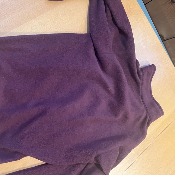 Maroon Patagonia Synchilla Sweater - Picture 5 of 5